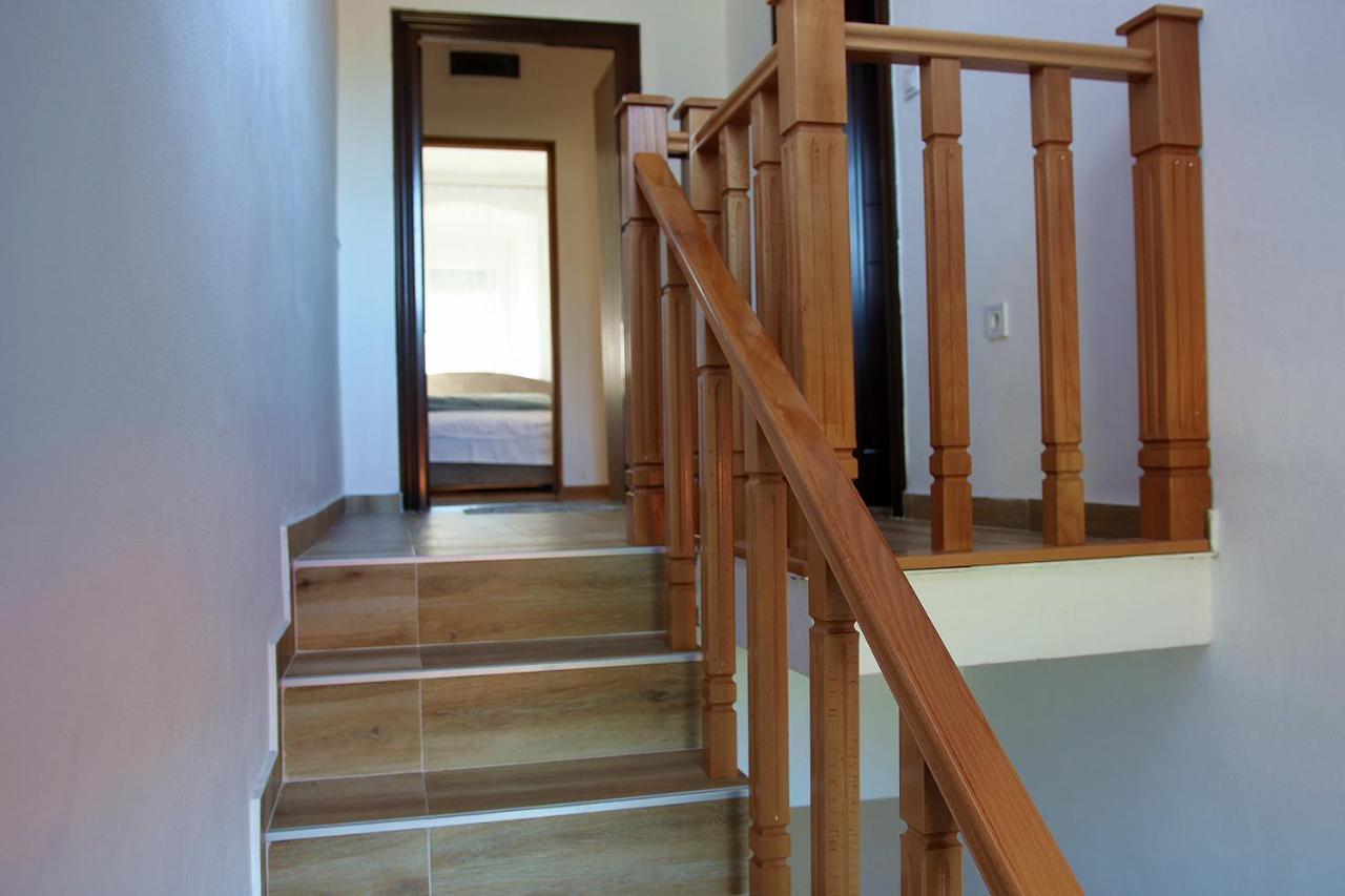 Apartmani 15 Cetinje Ngoại thất bức ảnh