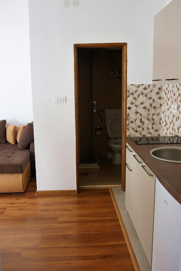 Apartmani 15 Cetinje Ngoại thất bức ảnh
