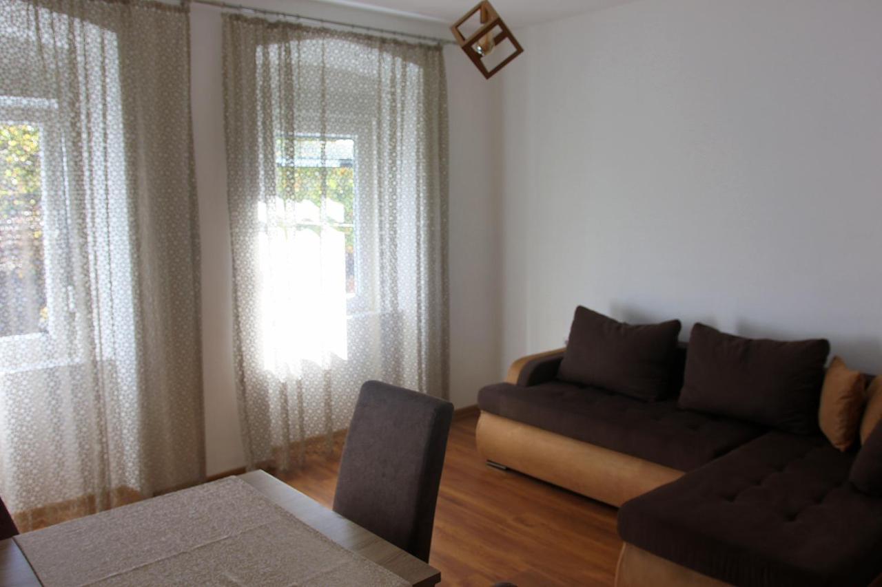Apartmani 15 Cetinje Ngoại thất bức ảnh
