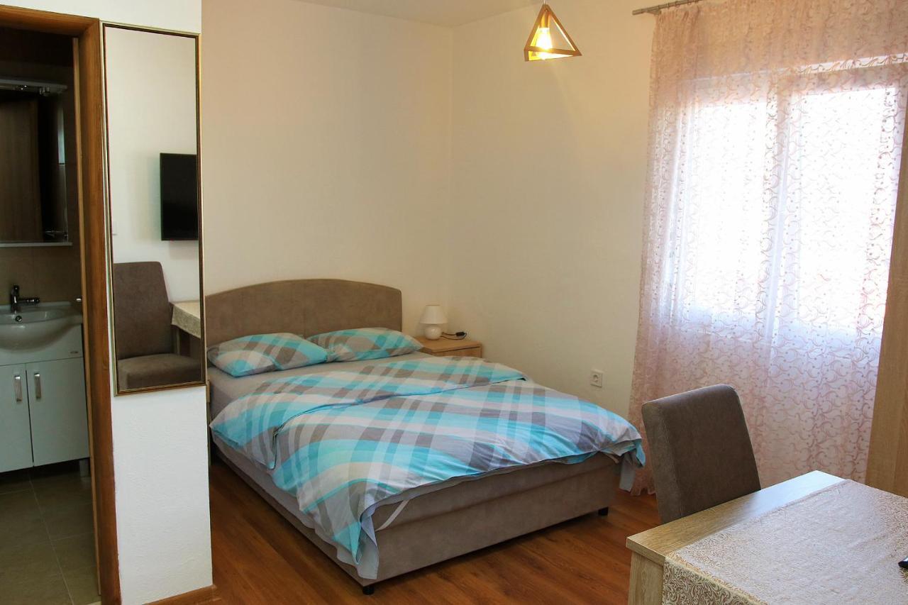 Apartmani 15 Cetinje Ngoại thất bức ảnh